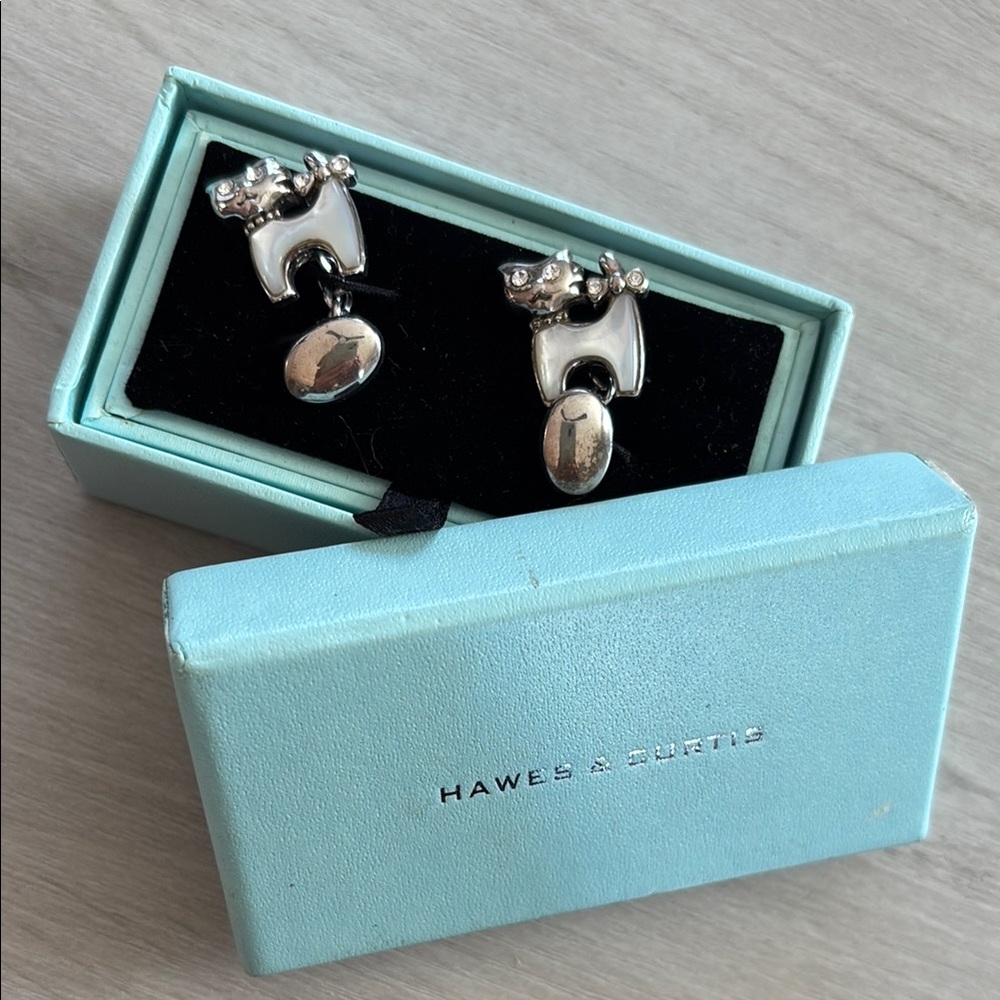 Hawes & Curtis Sterling Silver/Mother of Pearl Cat 🐈 Cufflinks